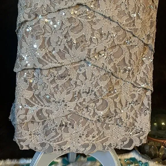 Scarlett Nite by David’s Bridal dress 8 (4573) NWT - Picture 3 of 7